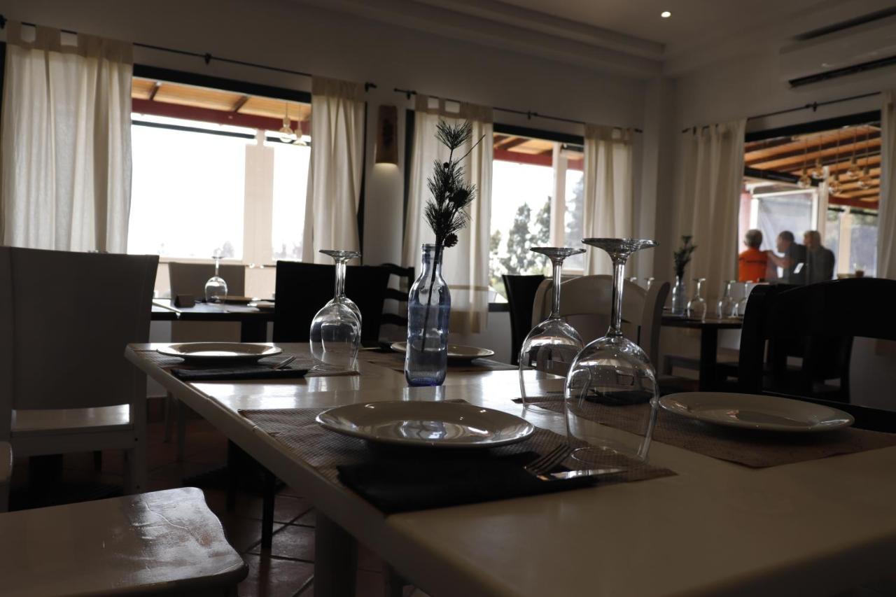 Hostal Restaurante Benalup Golf Bagian luar foto