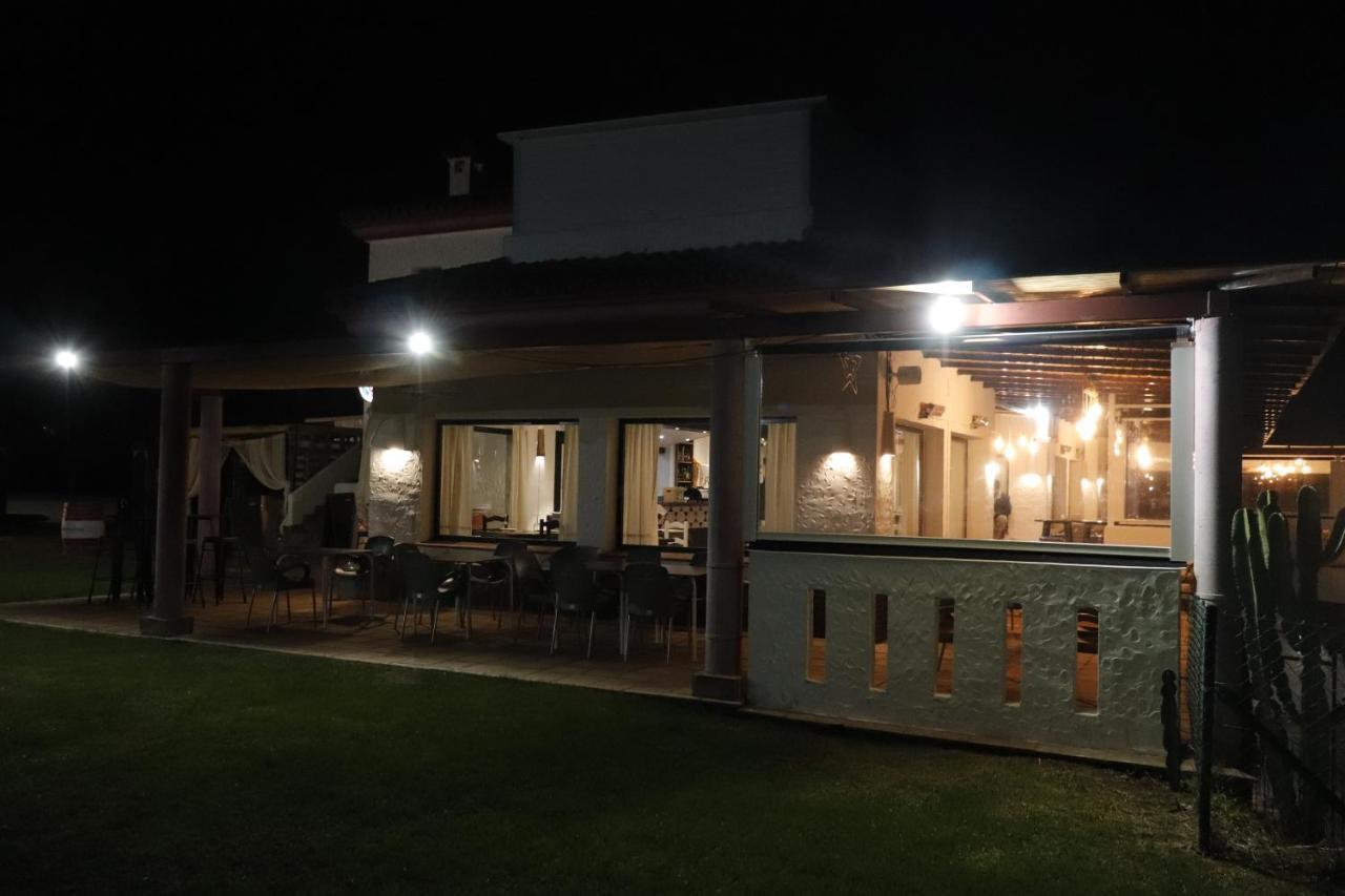 Hostal Restaurante Benalup Golf Bagian luar foto